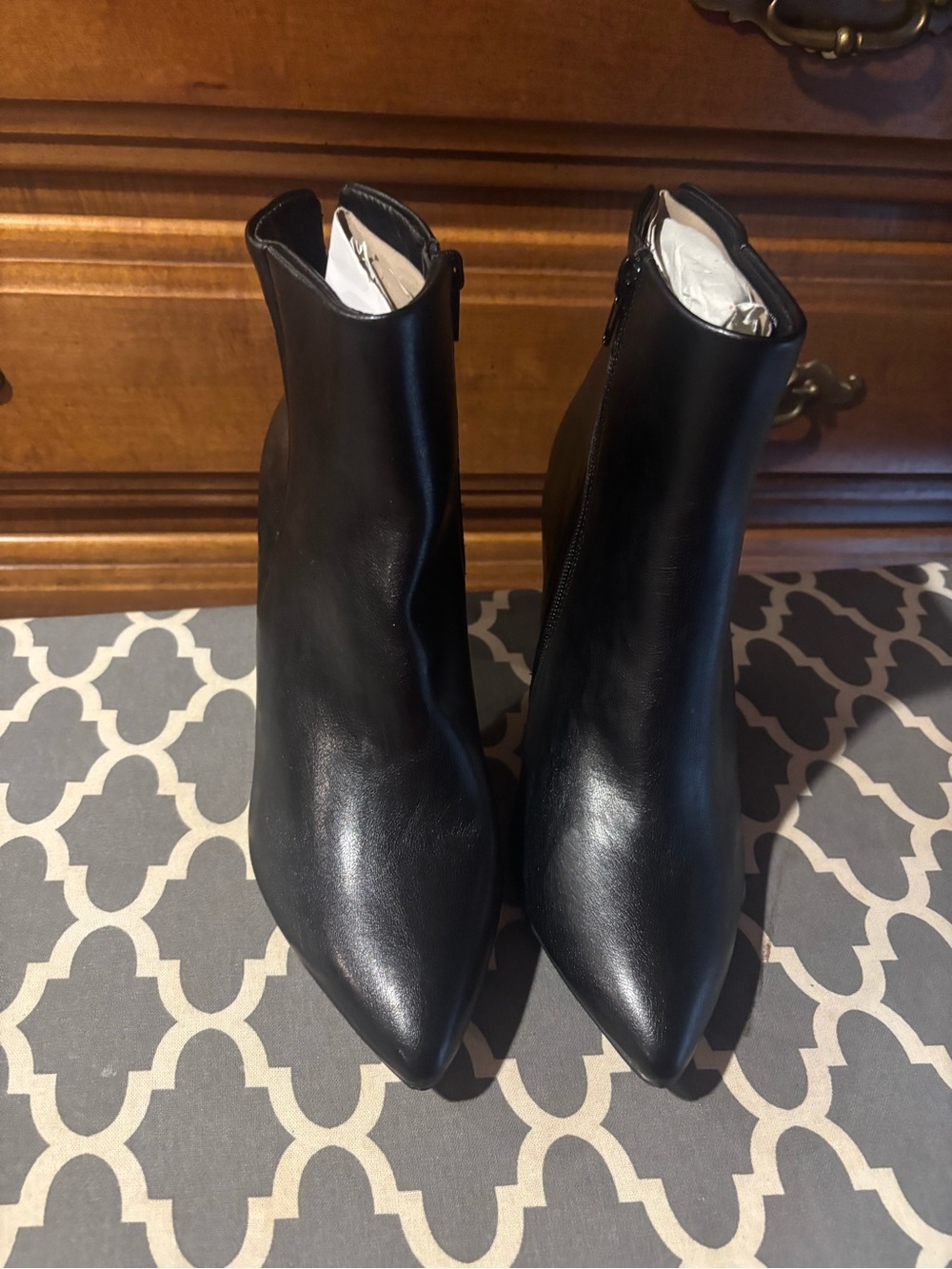 Kelly & Katie Black Pointed Toe Ankle Booties